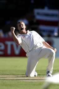 The 3 Mobile Ashes Series - Second Test - Australia vs England - Day Two